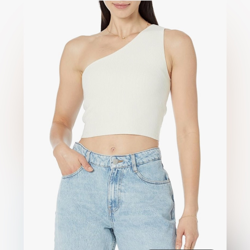 Elegant Cream Ribbed One-Shoulder Crop Top